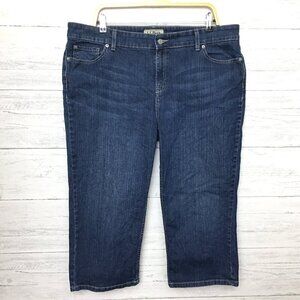 L.L. Bean Women's Jeans Favorite Fit Capri Stretch size 18 length 21"